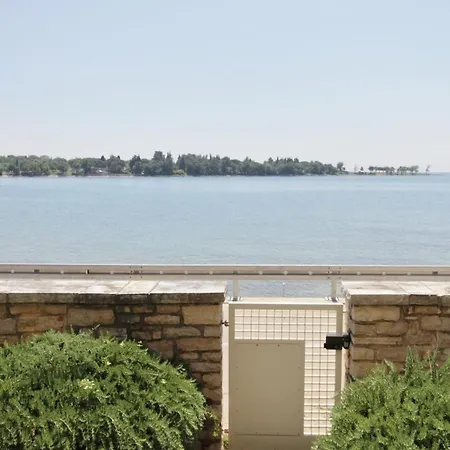 Villa Villa San Lorenzo Lovrečica